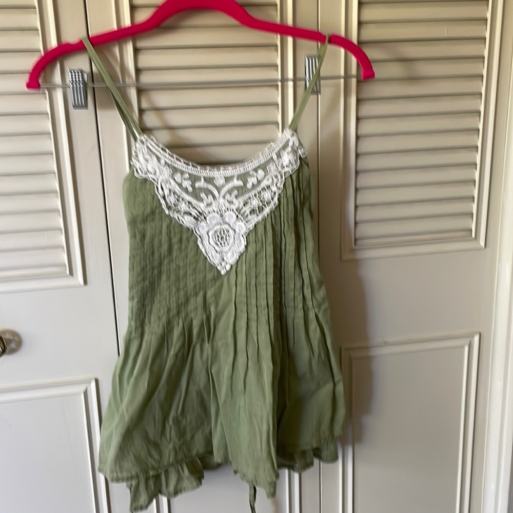 NWOT Peplum Tank Top